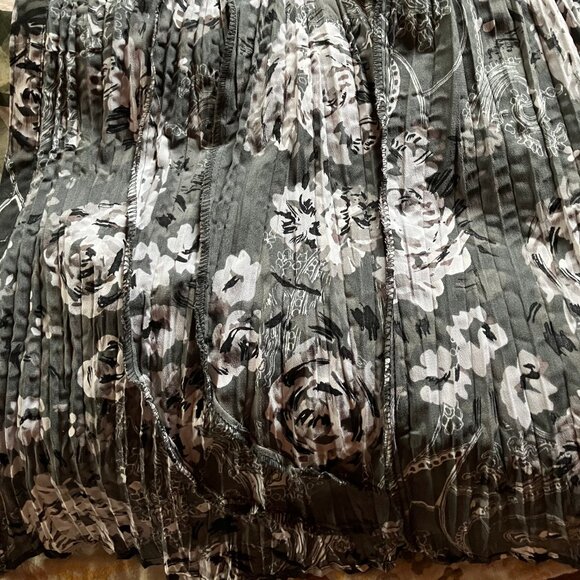 Black & Grey Ruffly Shirt Long Sleeve - Picture 5 of 5